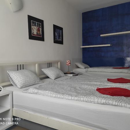 Apartment Maximilian Bratislava Extérieur photo