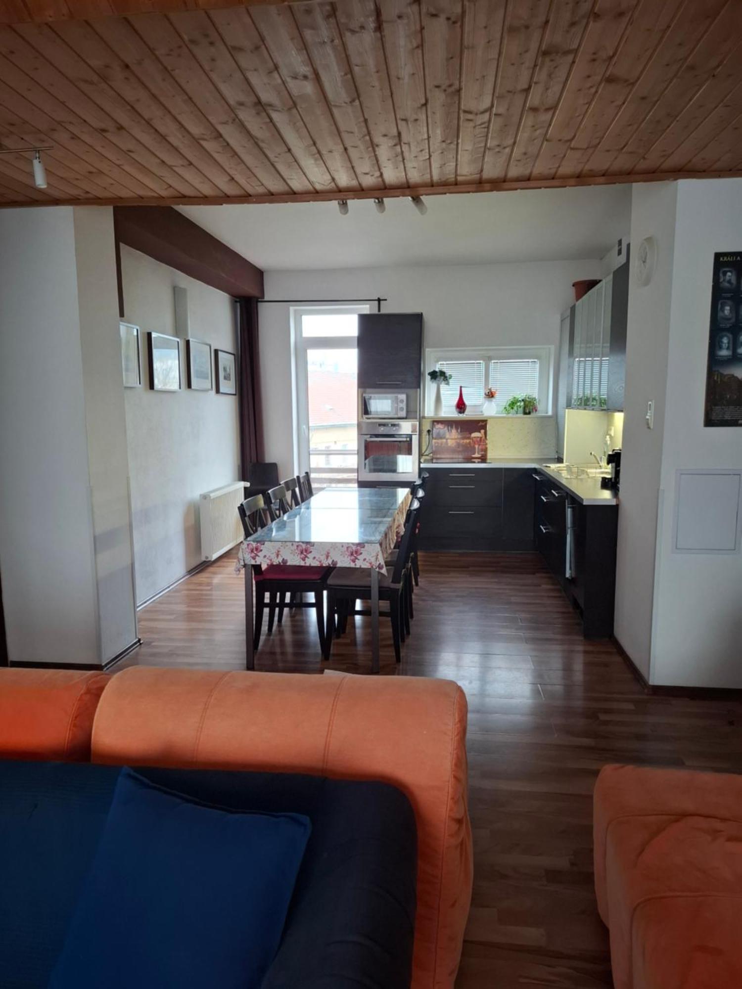 Apartment Maximilian Bratislava Extérieur photo