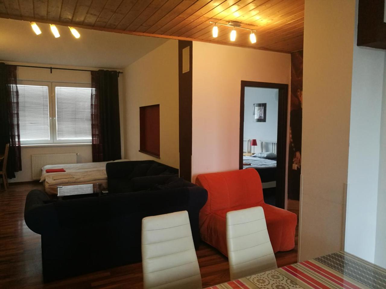 Apartment Maximilian Bratislava Extérieur photo